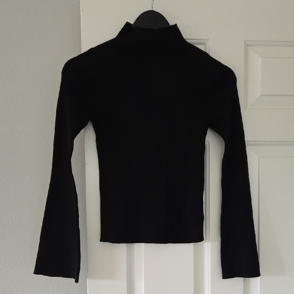 NWT Anthropologie Maeve Bell Sleeve Top // XXS, Black